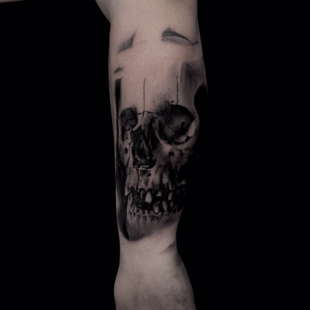 Custom black & grey skull tattoo – The Viper Pit, Irlam. Realism shading for Salford, Warrington & Trafford, close to the Trafford Centre.