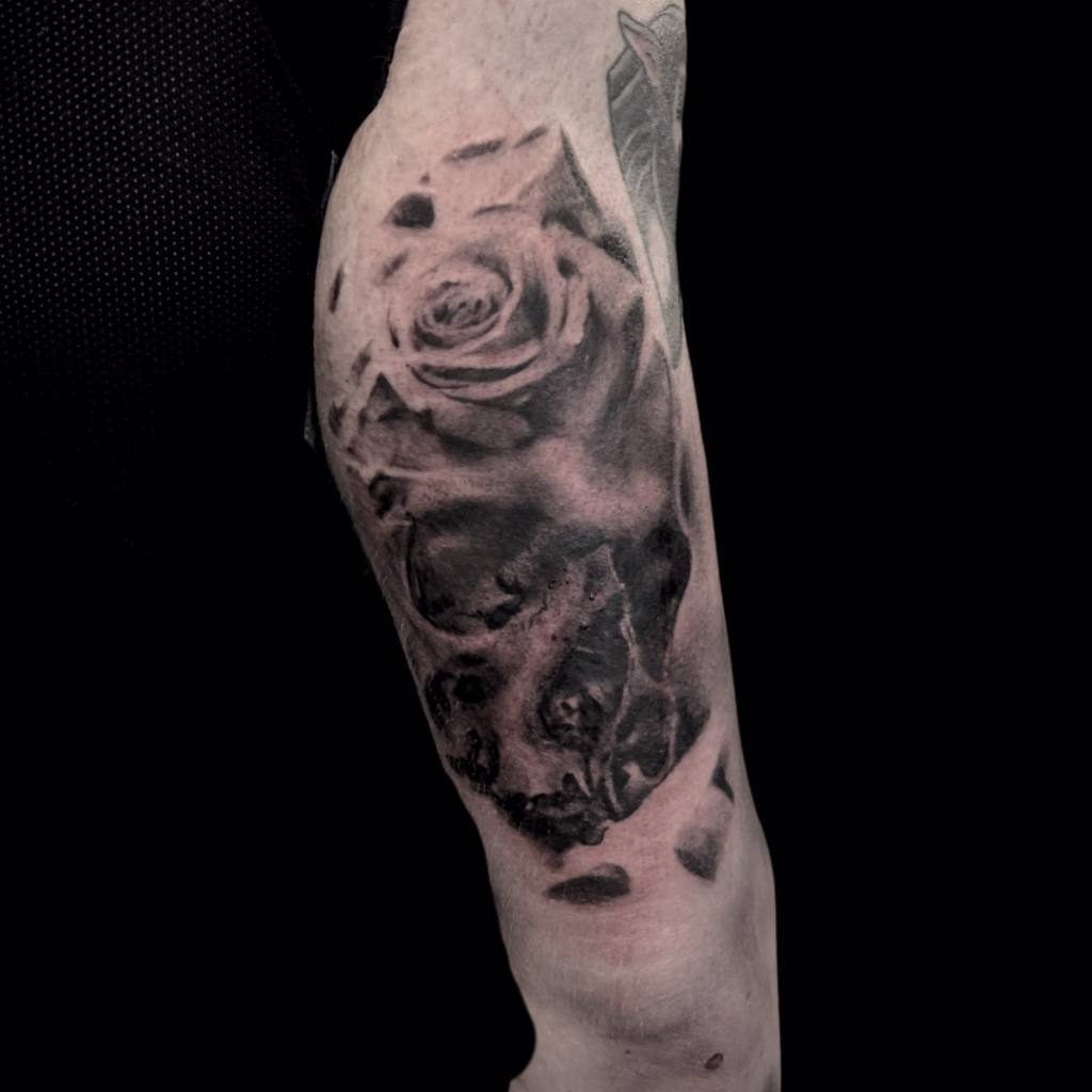 Black & grey skull tattoo by The Viper Pit, Irlam. Realism shading for Salford, Warrington & Trafford, near the Trafford Centre.