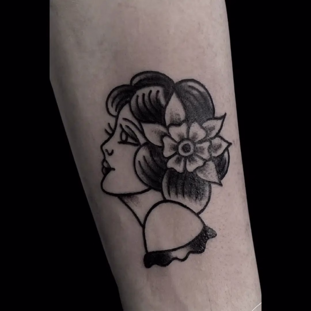 Girl Head Tattoo – The Viper Pit, Irlam
